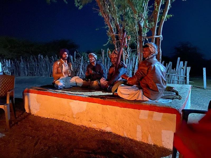 Banni Village Resort - Rann Of Kutch Bherandiāla Buitenkant foto